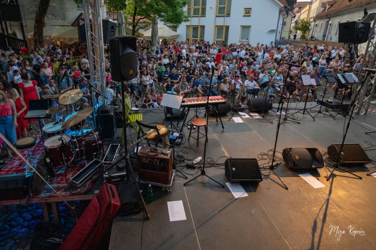 448784648_1011604824300260_1744615077580134602_n